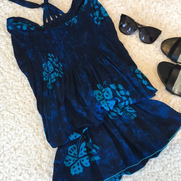 Hawaiian Print Halter Dress or Top w/Smocked Back - Picture 14 of 16